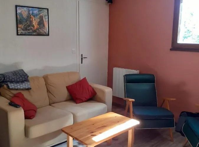 Agreable A 5 Mn Du Centre Du Village